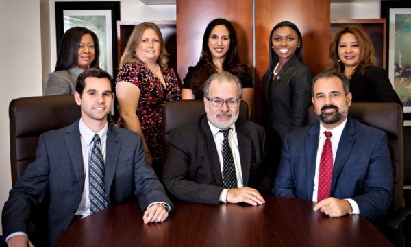 lawyers1-600x360 (1)